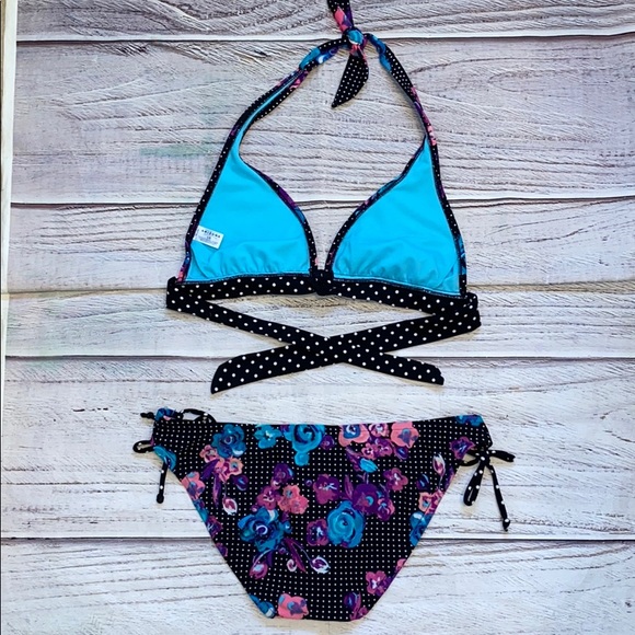 Arizona Jean Company Bikini - Picture 2 of 13